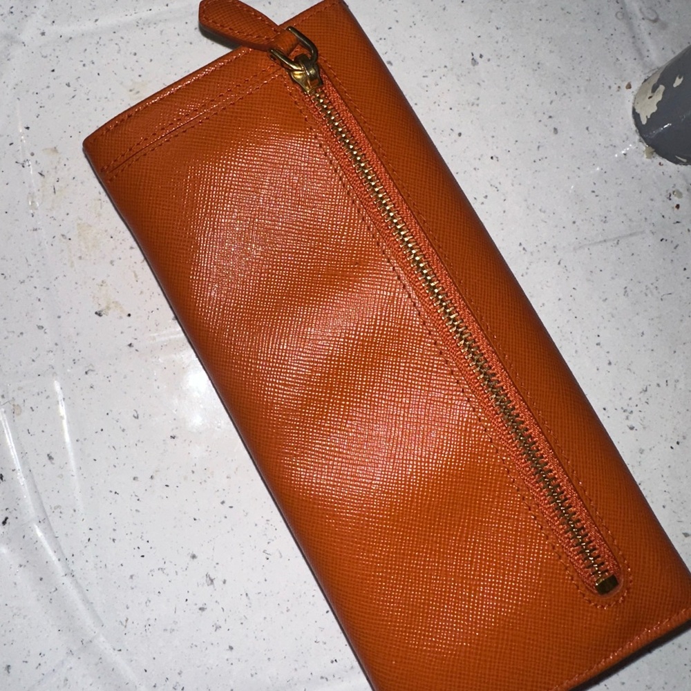 Authentic Prada Orange Saffiano Leather Bow Clutch - Picture 2 of 8